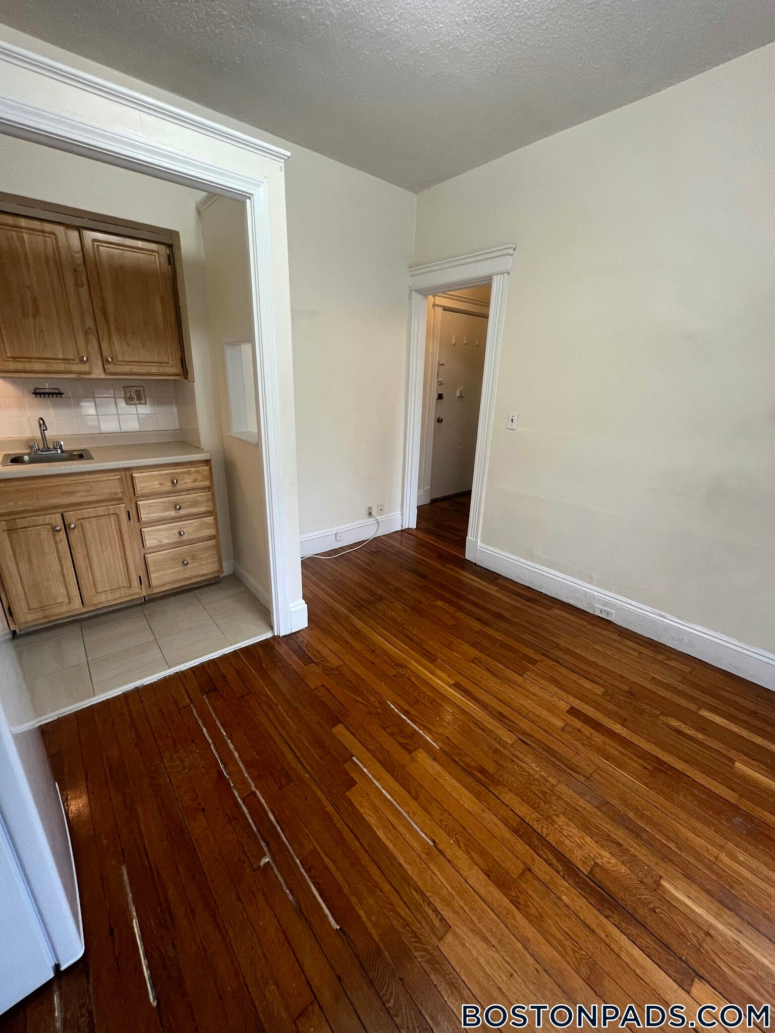 Building Photo - 1152 Commonwealth Ave