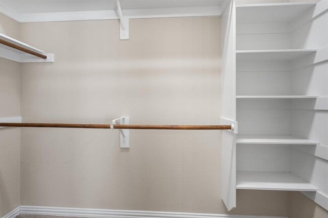 Building Photo - 437 Oyster Creek