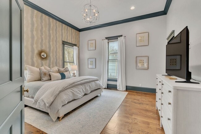 Building Photo - AVAILABLE NOW. Beautifully Restored and FULLY Furnished East Nashville 2 Bed 2 Bath Cottage $4500...