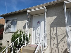 Building Photo - 572 W 1st St