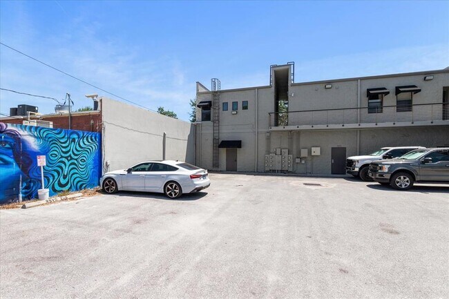 Building Photo - 2253 Central Ave S