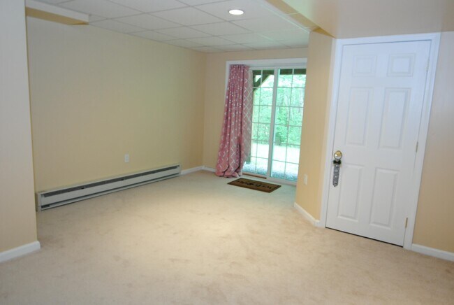 Building Photo - 78 Overlook Cir