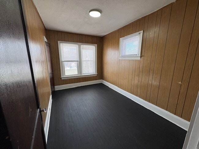 Building Photo - 3973-3975 E 123rd St Cleveland Oh 44105 MFH .T2