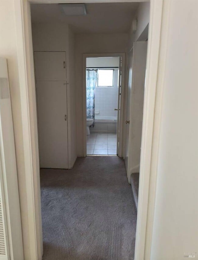 Building Photo - 1308 Kaehler St