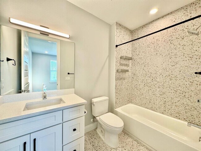 Building Photo - 4215 W North A St