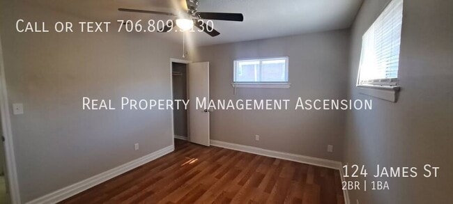 Building Photo - 124 James St