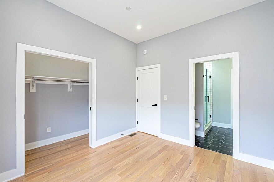 Building Photo - 1219 Wylie St NE