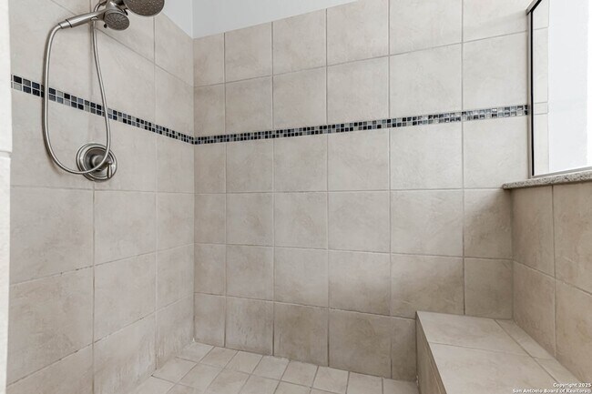 Building Photo - 3319 Brooktree Ct