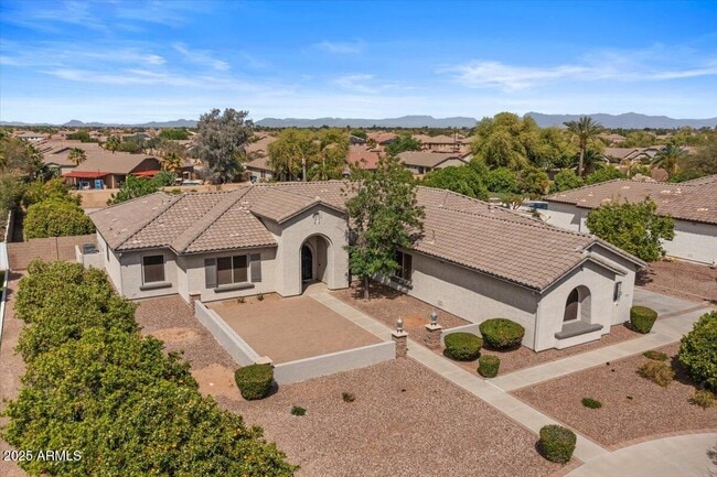 Building Photo - 3410 E Vallejo Ct