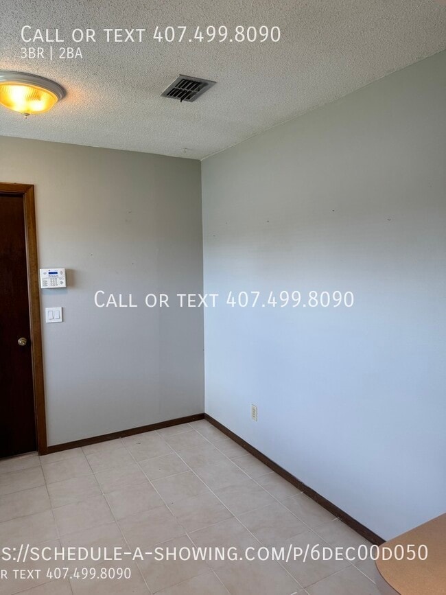 Building Photo - 137 Cinnamon Dr