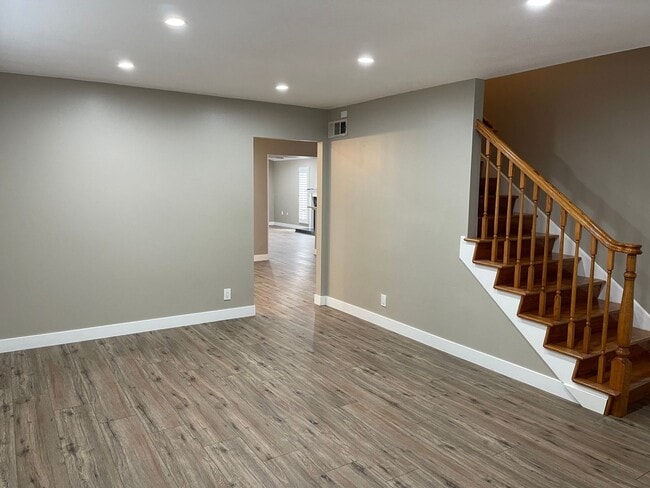 Building Photo - 5-Bedroom Carson 2-Story Home