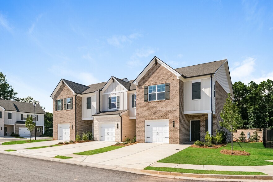 Building Photo - 11 RUBRA Ln