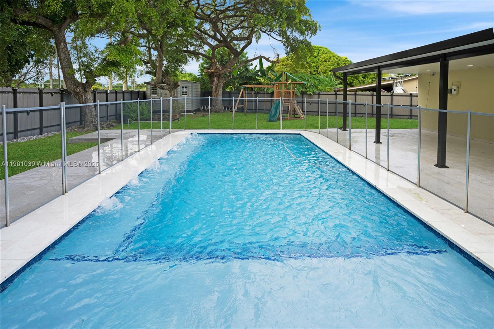 Building Photo - 10440 SW 126th Ave