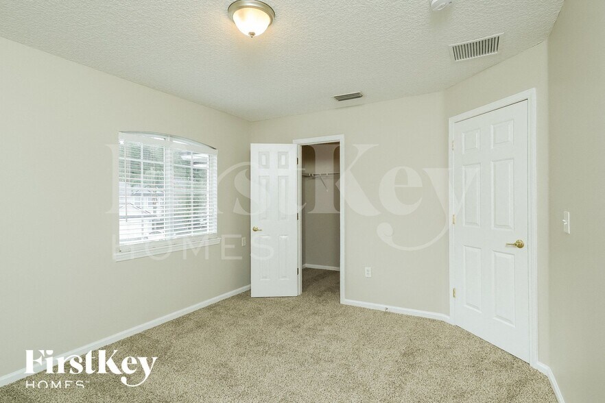 Building Photo - 723 Candlebark Dr