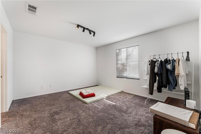 Building Photo - 1299 Raritan Pl