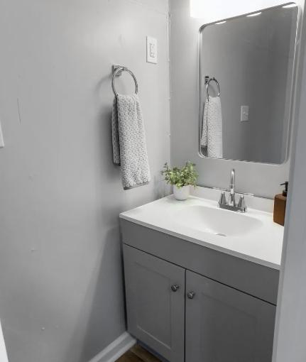 Building Photo - 1417 Cokey Rd