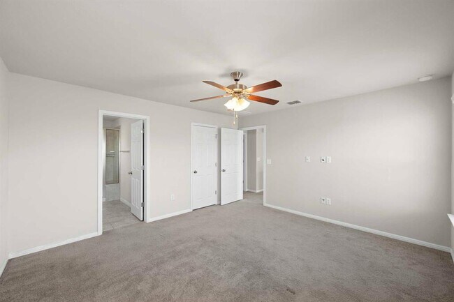 Building Photo - 383 Eagle Brook Ln