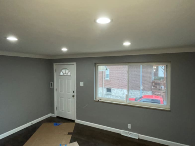 Building Photo - 3107 Chariton