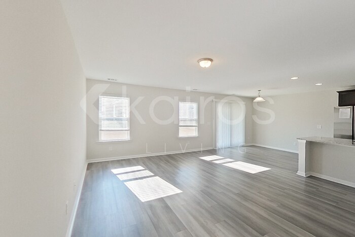 Building Photo - 103 Colonial Wy