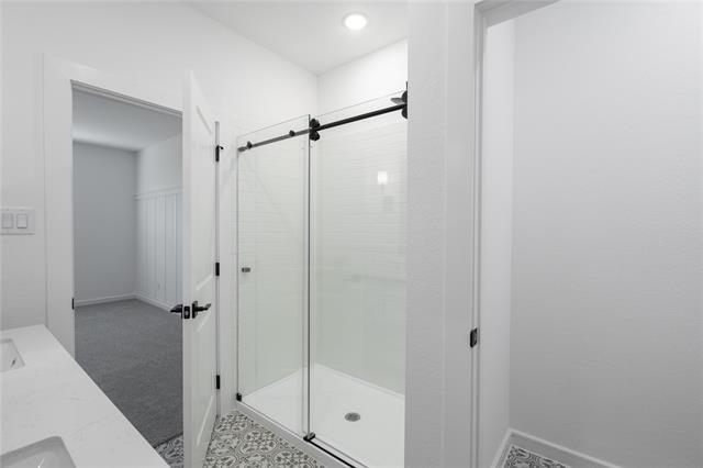 Building Photo - 2234 Maple Ridge Dr