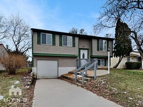 Building Photo - 3799 Farm Brook Ln