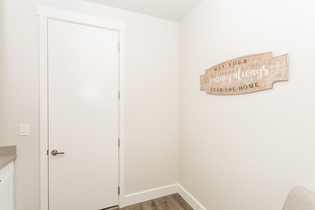 Building Photo - Stunning new build 4 bedroom Chino Valley home!