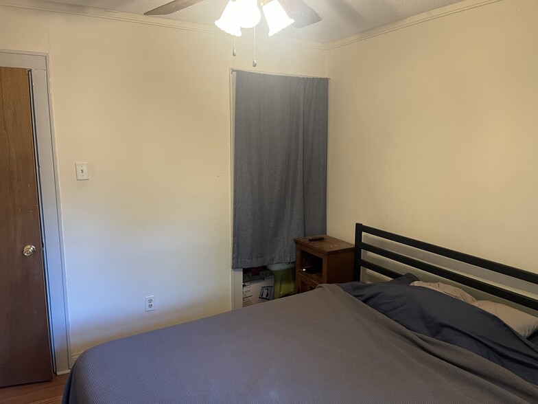 Building Photo - 1741 N Franklin Pl