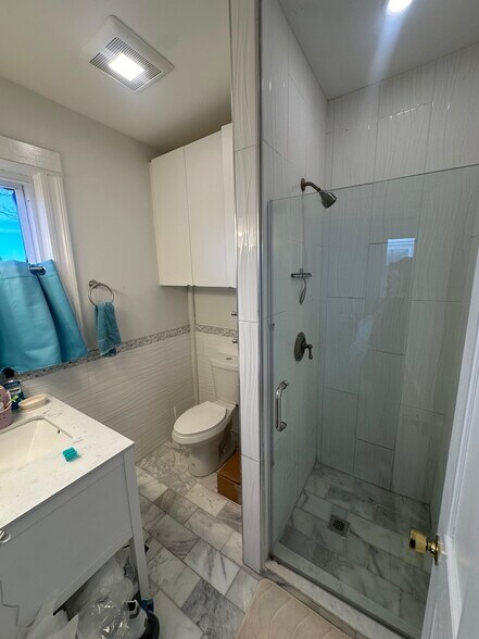 Building Photo - 231 Harvard St