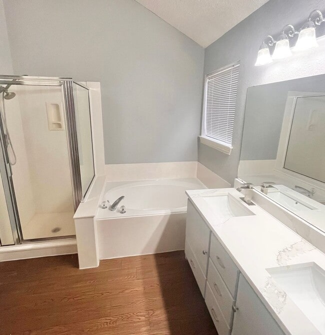 Building Photo - NEW IN MANAGEMENT - AVAILABLE NOW! MOVE IN SPECIAL!