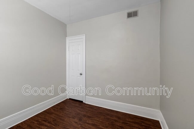 Building Photo - 1073 Grant St