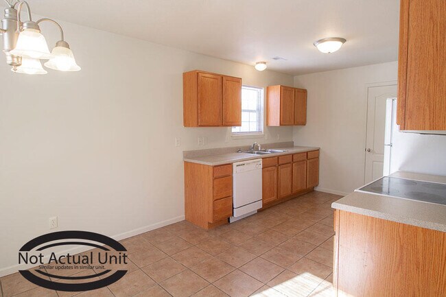 Building Photo - 1500 Bodie Dr