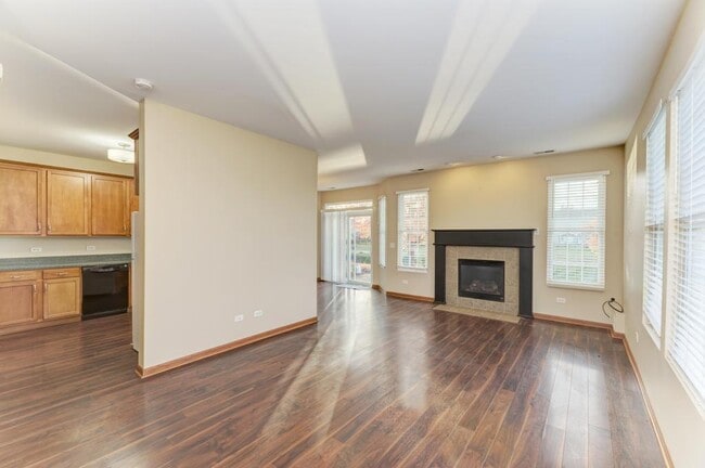 Building Photo - 5130 Freeport Ct