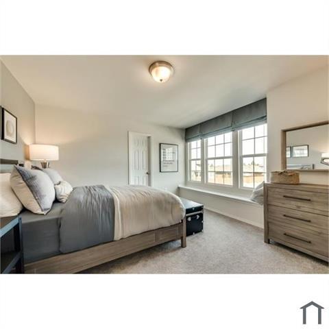 Building Photo - 1329 Rosenberg Dr