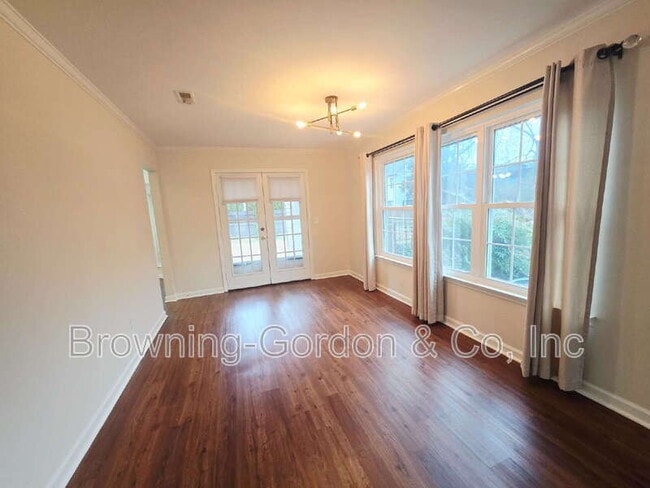 Building Photo - 228 Brattlesboro Pl