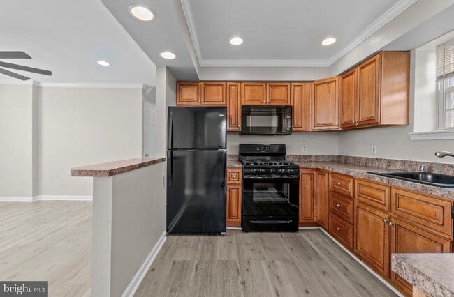 Building Photo - 2528 Wendover Rd