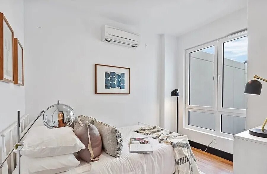 Building Photo - 290 Union Ave