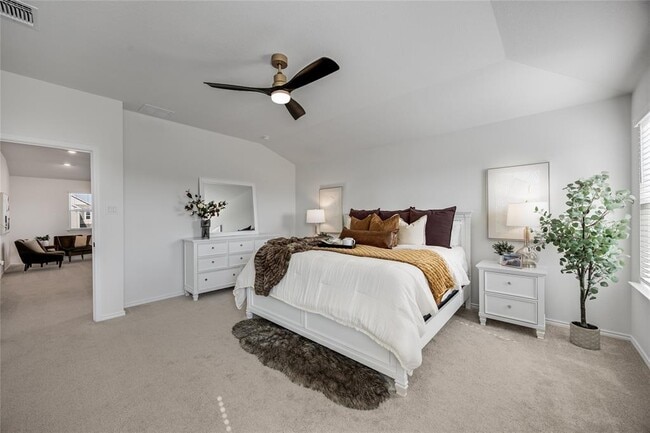 Building Photo - 1905 Red Berry Pass