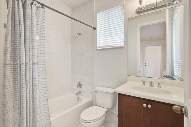Building Photo - 7722 SW 188th Terrace