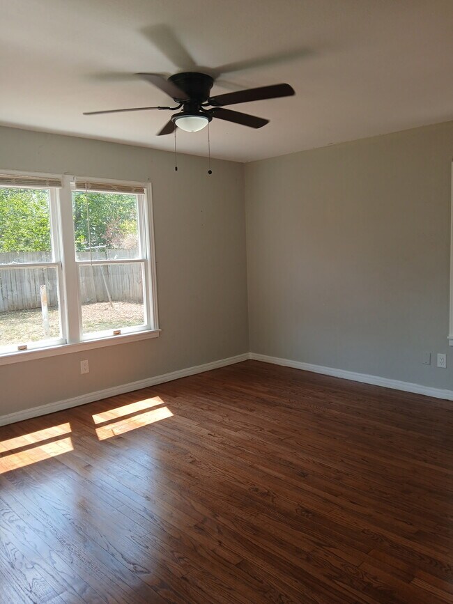 Building Photo - 3208 Cato Blvd