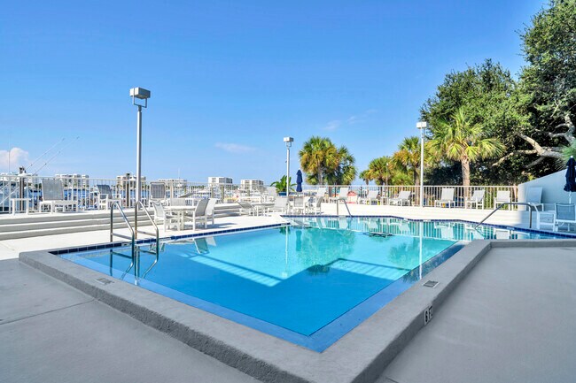 Building Photo - 320 Harbor Blvd