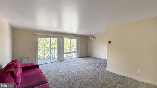 Building Photo - 1005 Chillum Rd