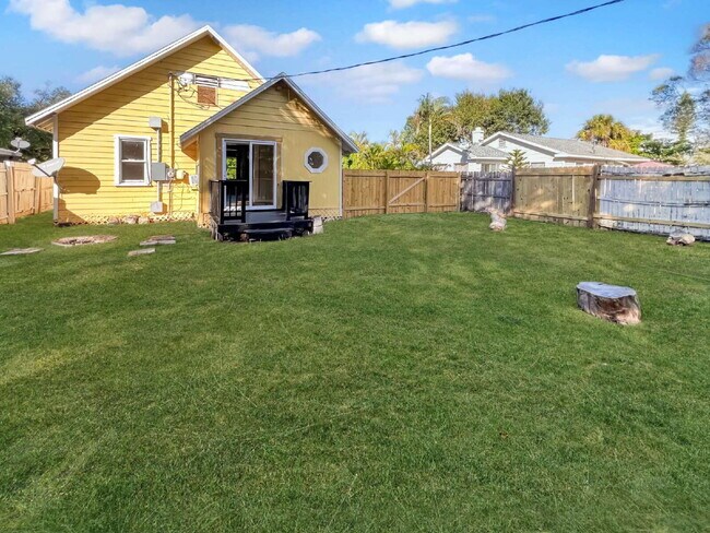 Building Photo - Deck the halls or the French doors, becaus...