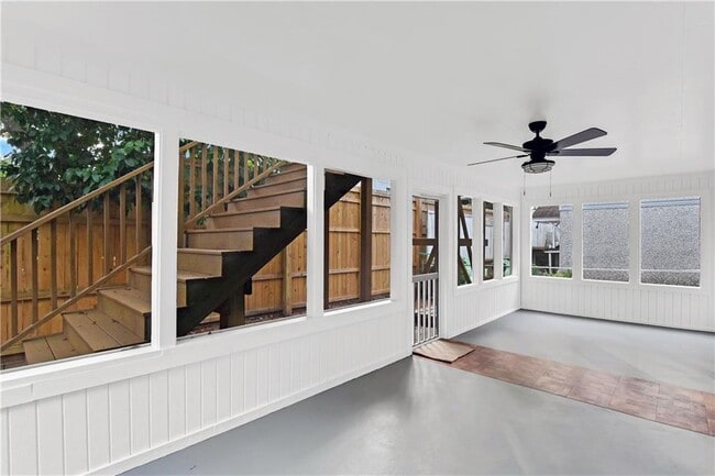 Building Photo - 509 Cedar St