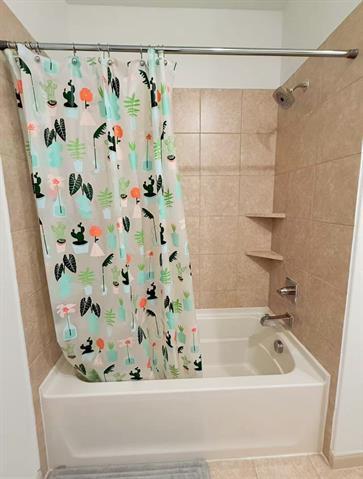 Building Photo - 12983 Cabana Dr