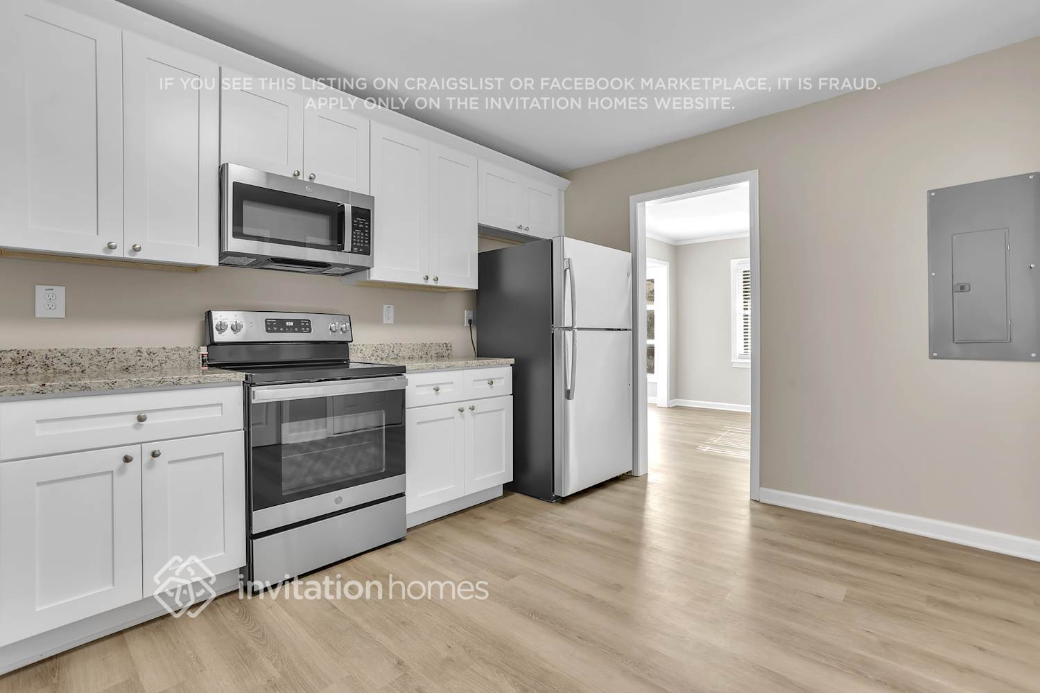 Building Photo - 1959 Laurel Ln