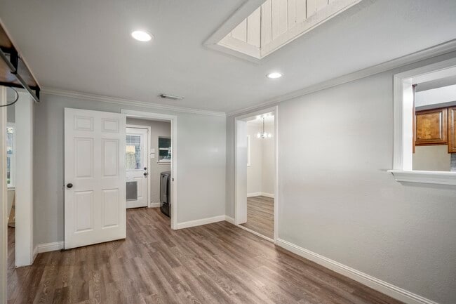 Building Photo - 2411 Orange St