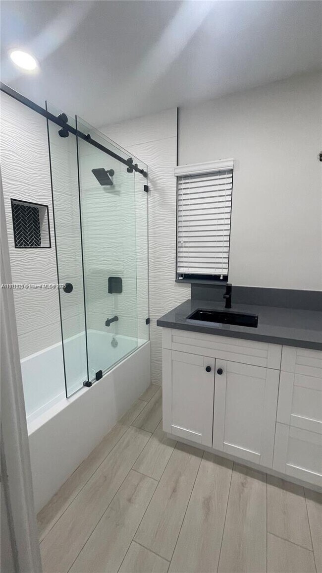 Building Photo - 8320 SW 142nd St