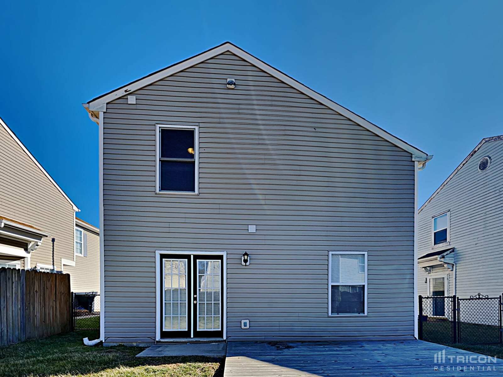Building Photo - 4452 Redcliff N Ln