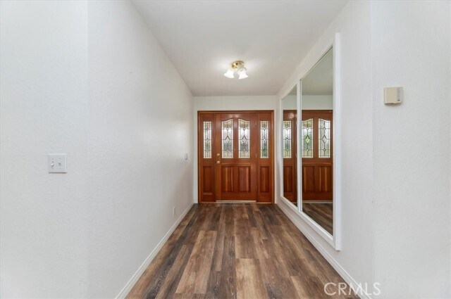 Building Photo - 15833 Ridgeway Ave