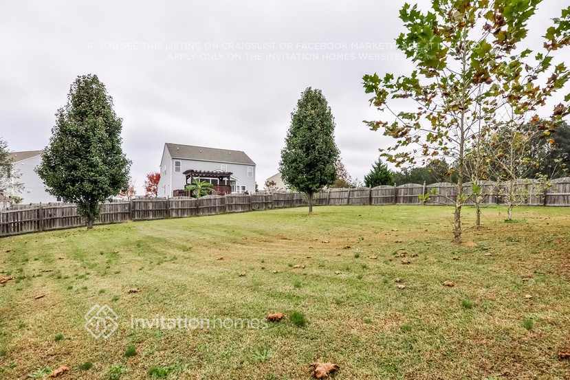 Building Photo - 12 Woodcreek Ln